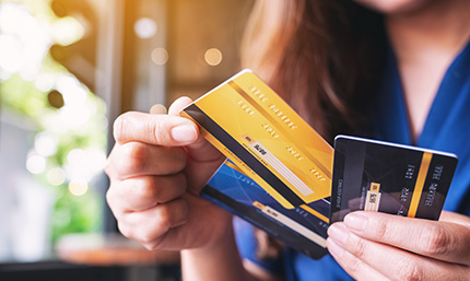 How Many Credit Cards Should I Have?