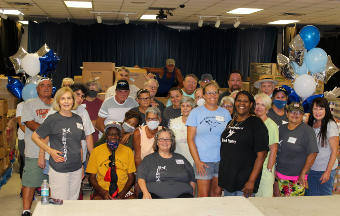 Hummingbird Pantry Volunteers Group Photo