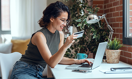 How Does APR on a Credit Card Work?